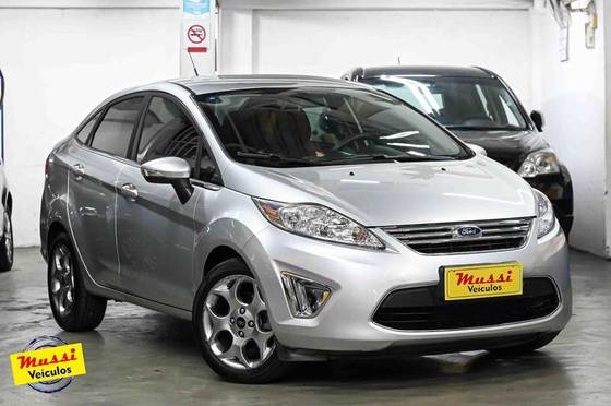 FORD FIESTA 1.6 SE SEDAN 16V FLEX 4P MANUAL