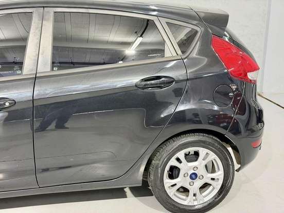 FORD-FIESTA-1.6 SEL HATCH 16V FLEX 4P POWERSHIFT FORD-FIESTA-2016