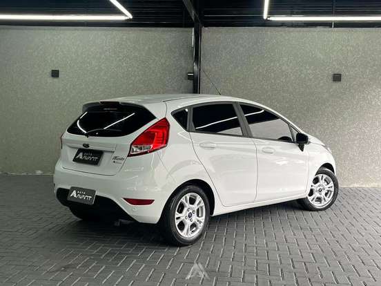 FORD-FIESTA-1.6 SEL HATCH 16V FLEX 4P POWERSHIFT FORD-FIESTA-2017