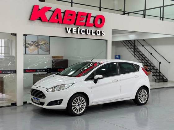 FORD FIESTA 1.6 TITANIUM HATCH 16V FLEX 4P POWERSHIFT