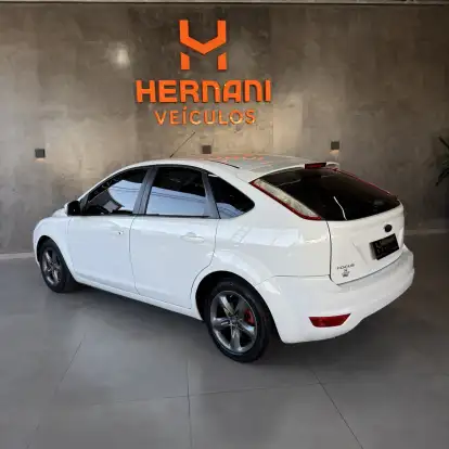 FORD-FOCUS-2013
