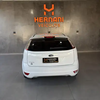 FORD-FOCUS-2013