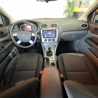 FORD-FOCUS-2013