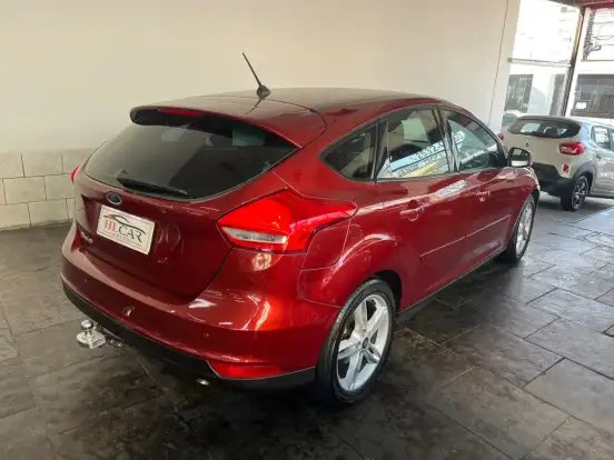 FORD-FOCUS-2018