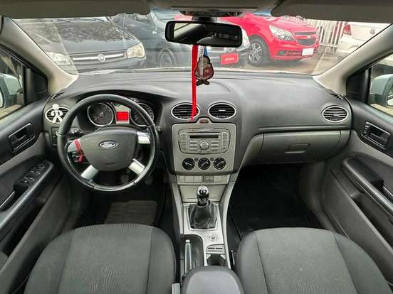 FORD-FOCUS-1.6 GL 16V FLEX 4P MANUAL FORD-FOCUS-2011