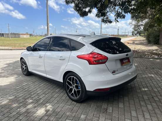 FORD-FOCUS-2.0 TITANIUM 16V FLEX 4P POWERSHIFT FORD-FOCUS-2015