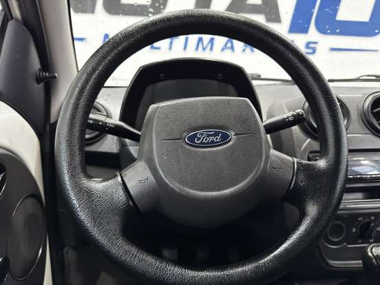 FORD-KA-2012