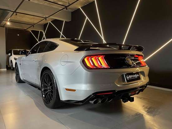 FORD-MUSTANG-2018