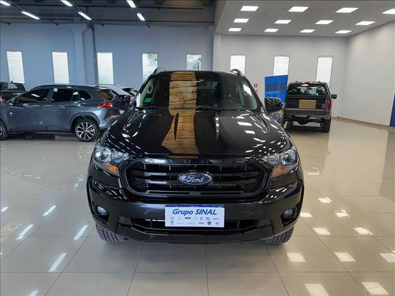 FORD RANGER 2.2 BLACK 4X2 CD 16V DIESEL 4P AUTOMÁTICO