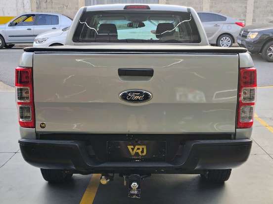 FORD-RANGER-2013