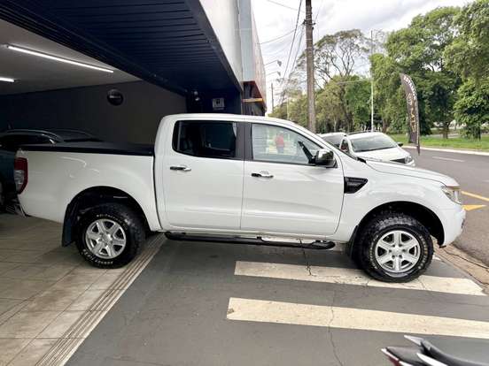 FORD-RANGER-2014