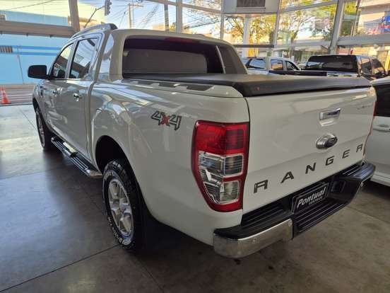 FORD-RANGER-3.2 LIMITED 4X4 CD 20V DIESEL 4P AUTOMÁTICO FORD-RANGER-2015