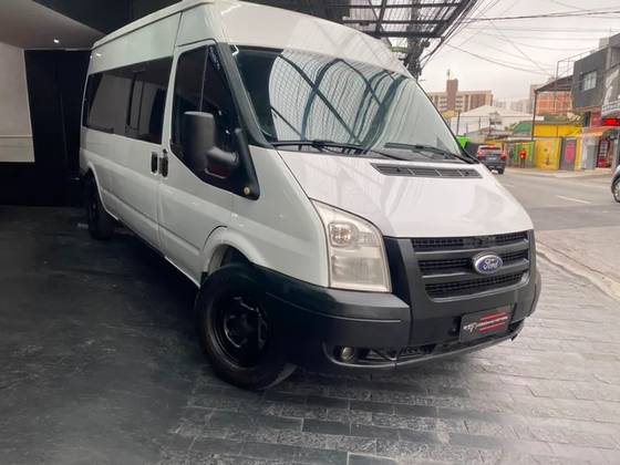 FORD TRANSIT 2.4 VAN TURBO DIESEL 3P MANUAL