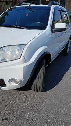 FORD-ECOSPORT-2011