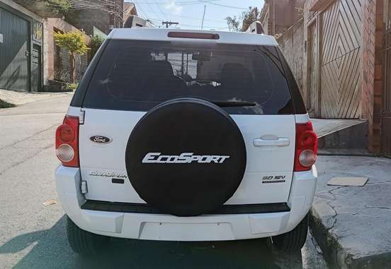 FORD-ECOSPORT-2011