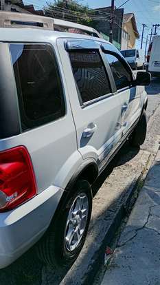 FORD-ECOSPORT-2011
