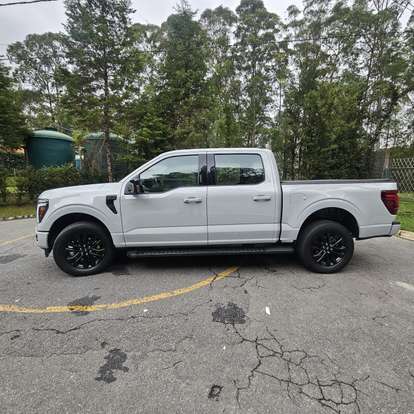 FORD-F-150-2024