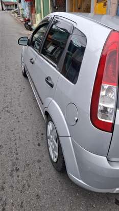FORD-FIESTA-2009