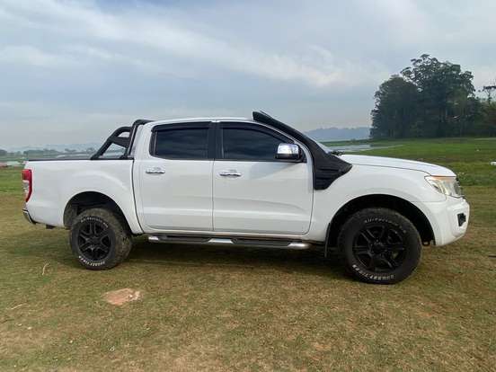 FORD-RANGER-2012