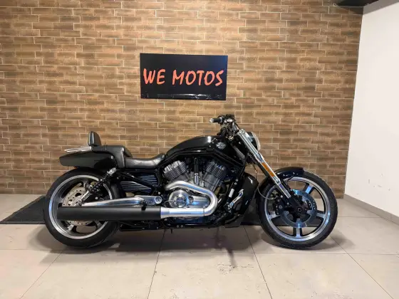 HARLEY-DAVIDSON V-ROD MUSCLE 