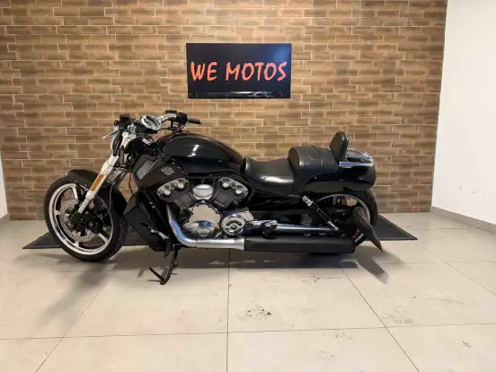 HARLEY-DAVIDSON-V-ROD MUSCLE-2015