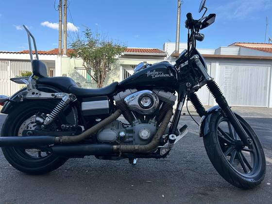 HARLEY-DAVIDSON DYNA SUPER GLIDE 