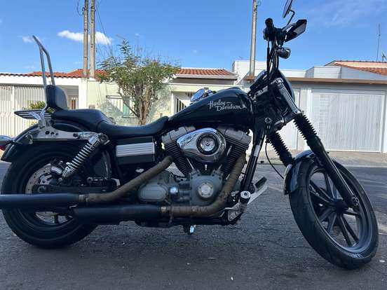 HARLEY-DAVIDSON-DYNA SUPER GLIDE-2009