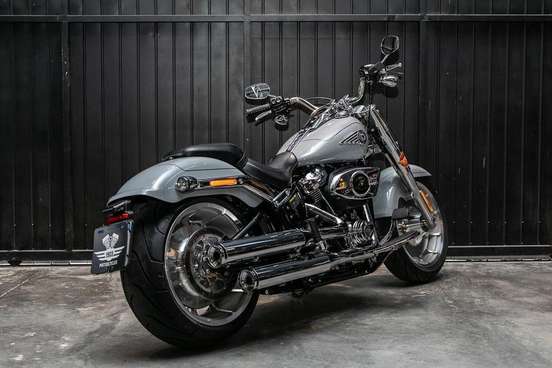 HARLEY-DAVIDSON-SOFTAIL FAT BOY 117-2025