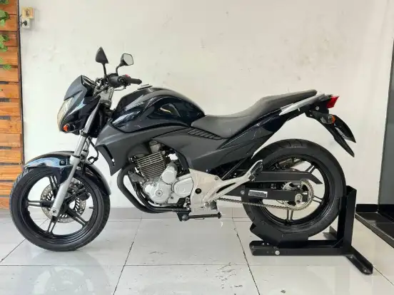 HONDA-CB 300R HONDA-CB 300R-2012