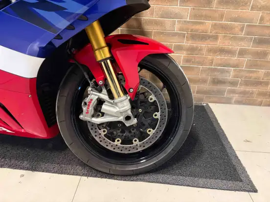 HONDA-CBR 1000RR-R FIREBLADE SP HONDA-CBR 1000RR-R FIREBLADE SP-2022