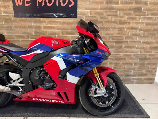 HONDA-CBR 1000RR-R FIREBLADE SP HONDA-CBR 1000RR-R FIREBLADE SP-2022
