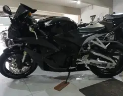 HONDA CBR 600RR HONDA CBR 600RR