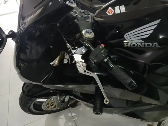 HONDA-CBR 600RR-2012