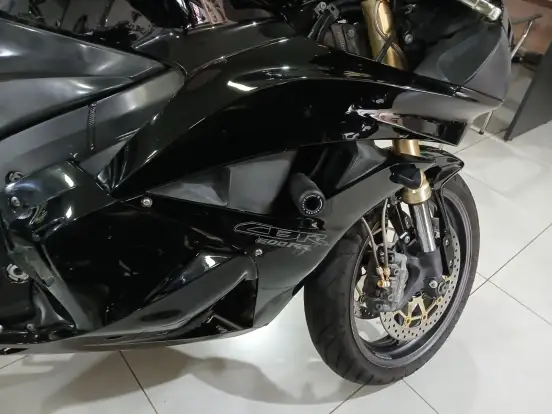 HONDA-CBR 600RR-2012