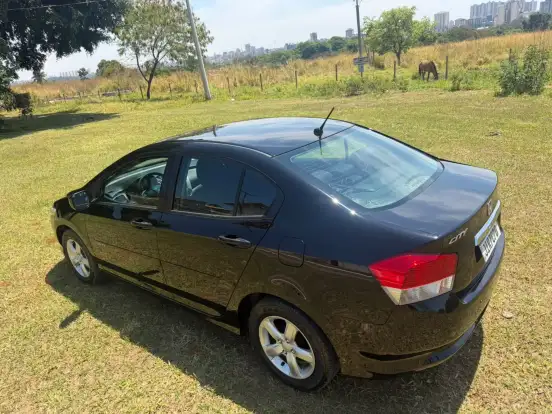 HONDA-CITY-1.5 LX 16V FLEX 4P AUTOMÁTICO HONDA-CITY-2011