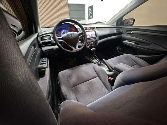 HONDA-CITY-1.5 LX 16V FLEX 4P AUTOMÁTICO HONDA-CITY-2013