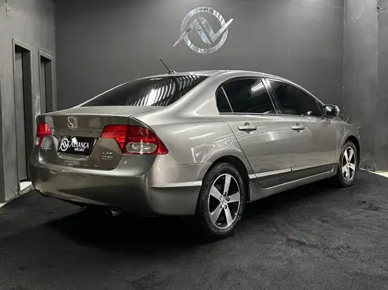 HONDA-CIVIC-1.8 LXS 16V FLEX 4P MANUAL HONDA-CIVIC-2009