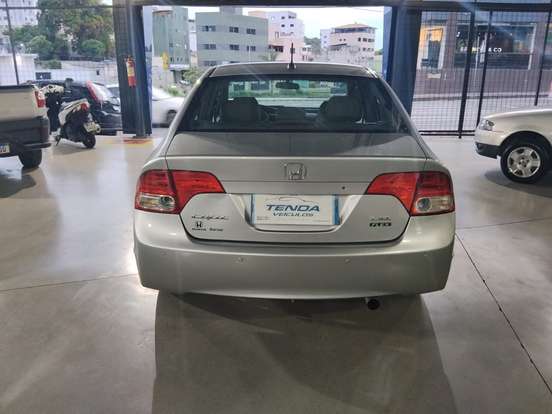 HONDA-CIVIC-2010