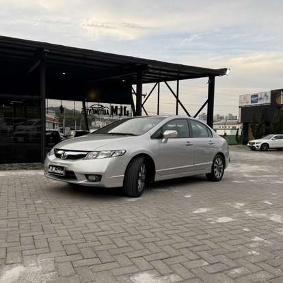 HONDA-CIVIC-2011