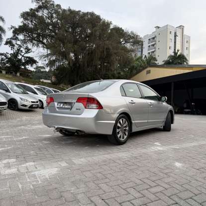 HONDA-CIVIC-2011
