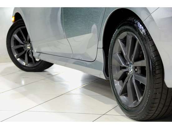 HONDA-CIVIC-2021
