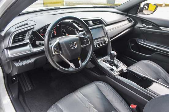 HONDA-CIVIC-2019