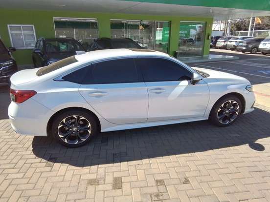 HONDA-CIVIC-2024