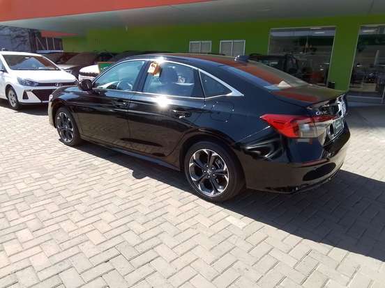 HONDA-CIVIC-2024