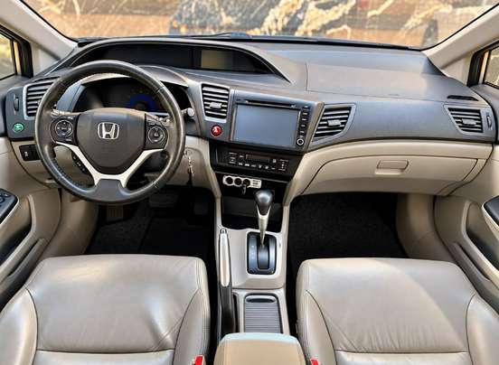 HONDA-CIVIC-2015