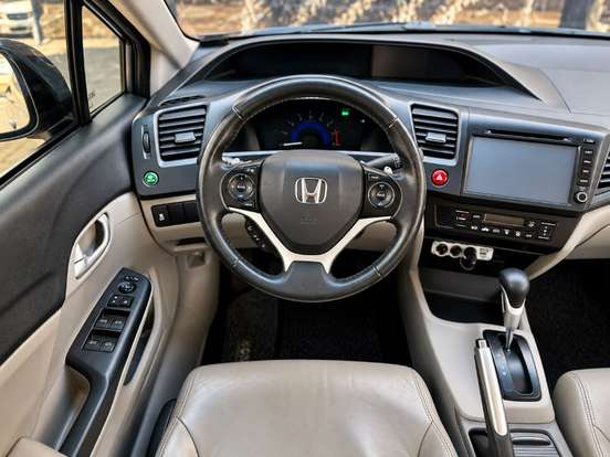 HONDA-CIVIC-2015