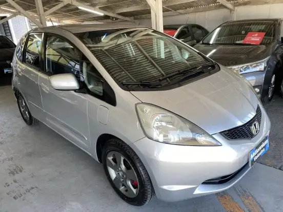 HONDA-FIT-2010