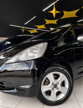 HONDA-FIT-2010