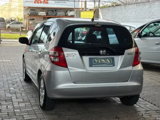 HONDA-FIT-2011