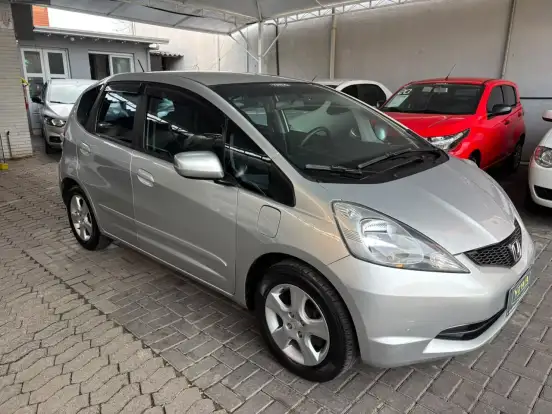 HONDA-FIT-2011